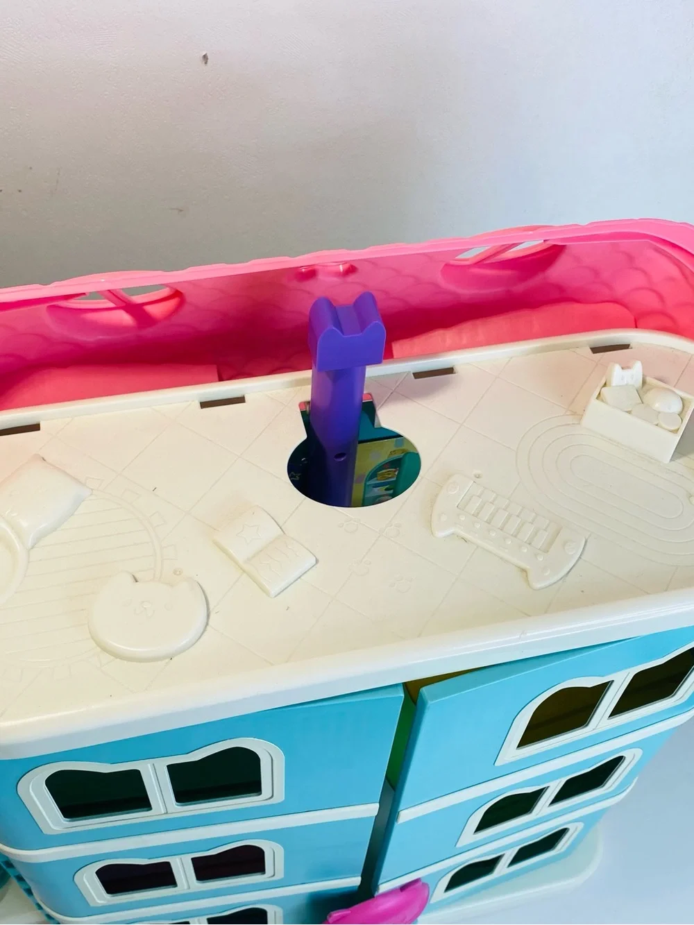 Gabby doll house